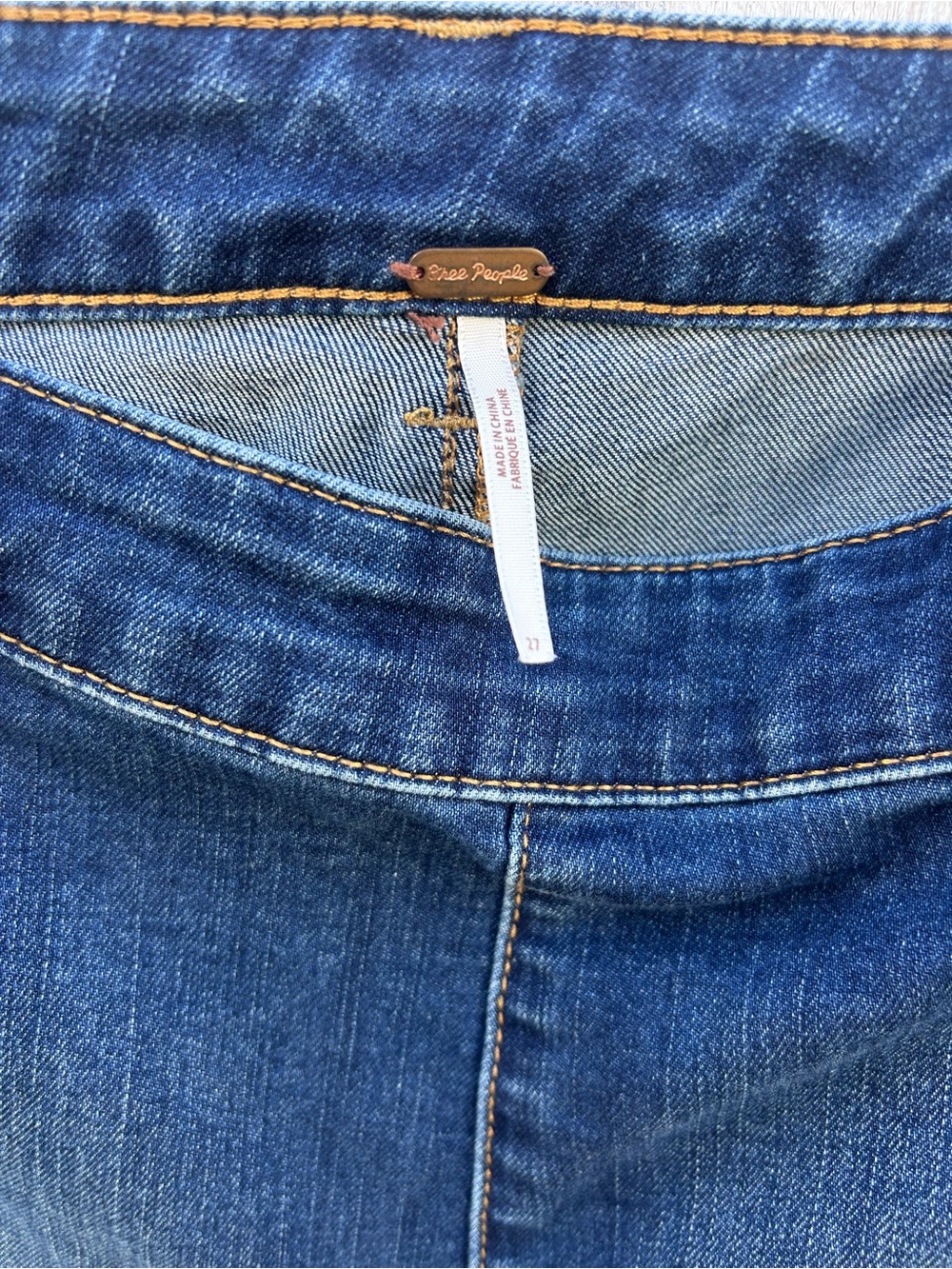 Free People Side Zipper Jeans Size 27